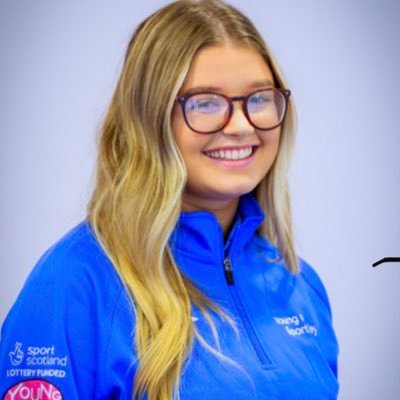 member of 5th @sportscotland Young People’s Sport Panel 💙 founding member of @TheLadies_LHS 👊🏼 🩸 @UofGlasgow law student 📚 Fit for Girls Tutor 👩‍👧