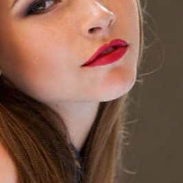 oyalas4's profile picture. 無限性欲製造器 責められるより責められたいです🙋‍♀️23歳で洋服売ってます〜👗🌟自撮りが好きです📷📹