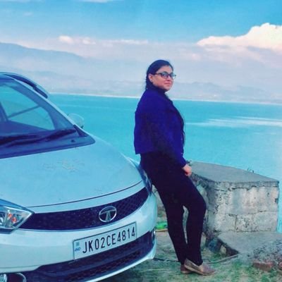 KirtiSharma2789's profile picture. Dogrey
Do Gud &Hv Gud 
Librarian by profession
#Traveller#Foodie#Nature lover
