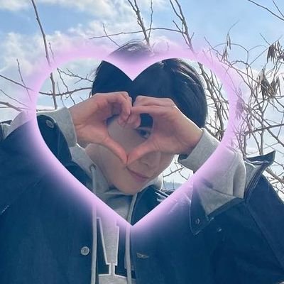 dy0201pippy's profile picture. 내일은 분명히 더 행복해질겁니다🍀

#도영 #재현