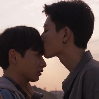 narawnombabii's profile picture. BL for Life💚
@PuimekSter is my girl💛