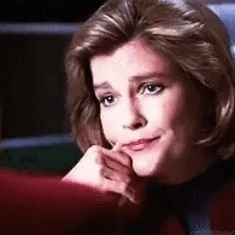ST Voyager fan 🖖 I ship Janeway/ Chakotay 💞 🖖I love dogs 🐕 I love all Star Trek 🖖🏼