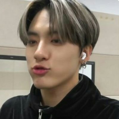 CHECK #ProofSayacantikxx // Main acc @joelsquueenn (can’t login for now)
