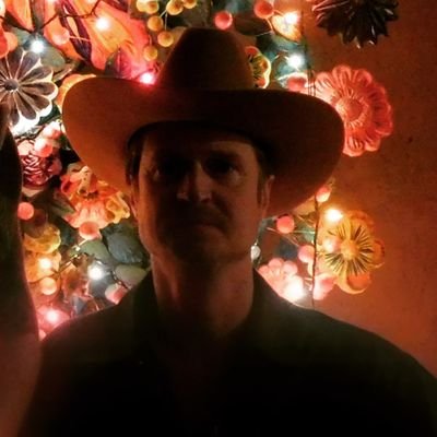 ayres_refab's profile picture. Professional drummer,, custom art framer, camera drone tech,, on set dresser:(film and television), furniture restoration.