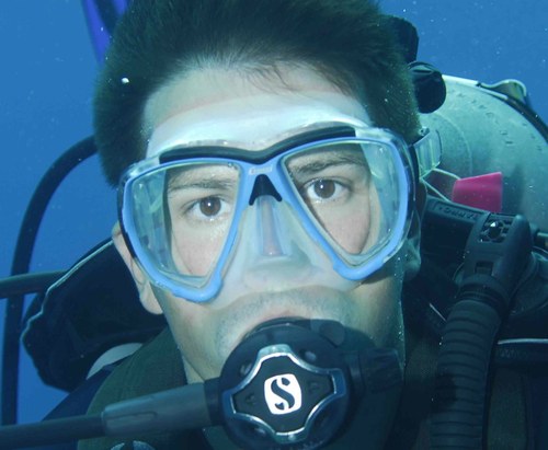 Another_World_'s profile picture. Passion transmitter, entrepreneur, scuba diving instructor, cyclist and world traveler. Follow my scuba diving blog at http://t.co/9DlhYNhzAD