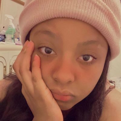 kpoppygirl's profile picture. life really got y’all in shackles huh....💭