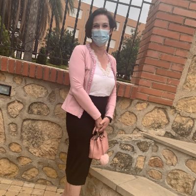 Juanitafb4's profile picture. Área IV