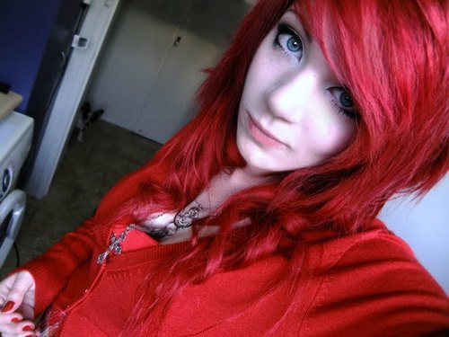 Sou aquela menina que amaa rock 
 e que tem seus defeitos  ;D
 Logo logo se Deus quiser estarei com minha Banda de Rock # 

 I Love Black veil Brides