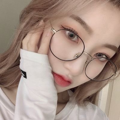 karinasismo's profile picture. 