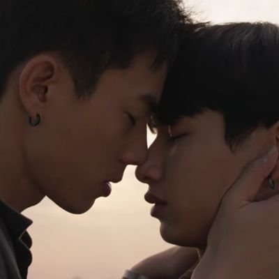 attumchai's profile picture. Cause we never have too many fan acc

💚 ~ OffGun's Babii
💚❤ ~ PatPran my beloved 

- kpop acc if you will @yeolhyuun
- tumblr @baekonfire