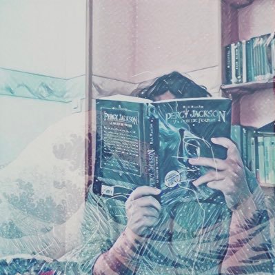 24 yo | iel/they/them | 📍Lille | 🏳️🌈 | chocolate lover, bookworm, writer | Let’s talk about books 📚 | #bookstagram : @/ambroiseisreading
