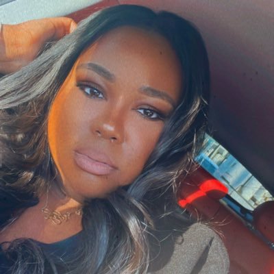 Beauty Enthusiast | Spelman | Entertainment Marketing & Branding | I'm never in the same place for too long ☺️💕
