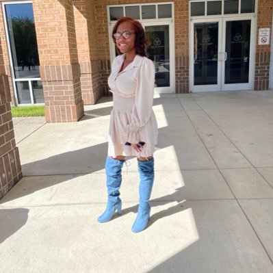 PHL✈️NC•🏳️🌈•NCAT Alumna• M.A.• Writer•12/19/12 💔• 03/05/22 💔• your fav virgo 🥰•27 years young