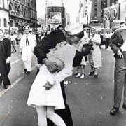 SnogTheMile2011's profile picture. 18:30 - 12/08/2011 - Outside the Fringe Box Office on the Royal Mile. Lets show those thugs how gathering to make a political statement is done!