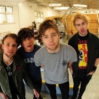 everyday 5 seconds of summer singing money acapela