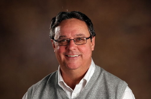 Award-winning sports writer. Retired after 36 yrs @ Cleve Press & Plain Dealer. Work has appeared in USA Today, PGA Mag. Currently media rep to NorOhio PGA.