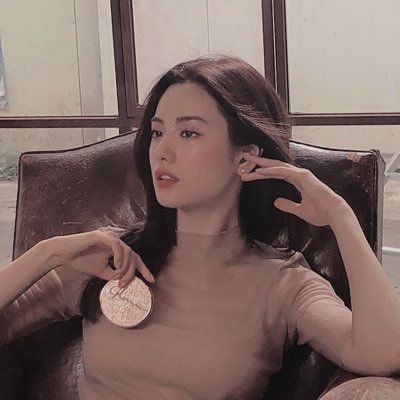 https://t.co/eTBZo1SNNL Blooms like a rose in the Wixst, like a fine wine made divine. Every head turned as she walks elegantly