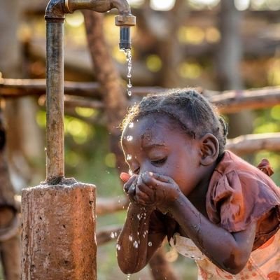 motiveafricaa's profile picture. A gift to humanity.

Community | Humanitarian 

We are going to raise $200k to teach 1000+ Africans photography for free @exploremava