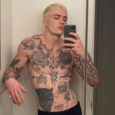 sickodrugs's profile picture. #roleplayer
buenos humos $$ ₁₉' ˢᶤᶰᵍˡᵉ ♏