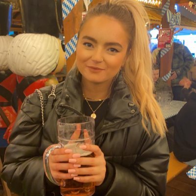 rrrebekahhh's profile picture. 