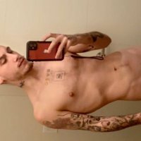 A (@swallowedhizkid) 's Twitter Profile