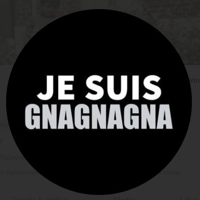 Gloup gloup! Nous sommes l'Équipe de 11 millions. Une moitié ne comprend pas les règles. L’autre ne les respecte pas. Venez chez nous, on a des Codecos!