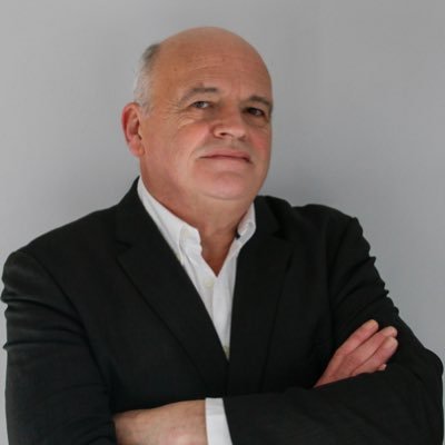 Director of Education @EuropeanInst. A PR professional & storyteller. Interests include social media and media enagement. Always telling a story.