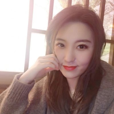FACEBOOK—-Li Jess❤️Instagram—-xiaoweiwei1681❤️
im a guy who likes people with sense of humor!