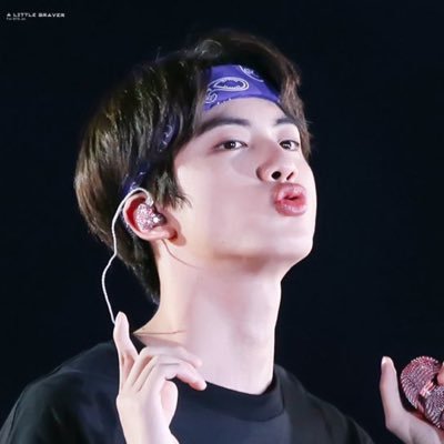 JIN2JIN6's profile picture. 알티봇 / 느리게걷는 사람