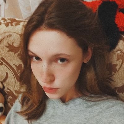 📕сдаю ЕГЭ по истории, поэтому шарю за то, кто во сколько срал
📍
фехтование - это унары, господа ноги