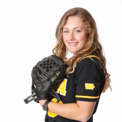 University of Iowa softball💛