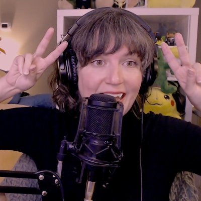 Community Specialist @evolve_pr | https://t.co/IRQDRoToQr | Video game enthusiast, Pikachu aficionado | she/her | Business Inquiries: business@pandoish.com