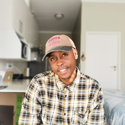 A Young African King Throne Pending| Goal driven | Mopedi | intern CEO | A Leo | IG:_iam_khutso