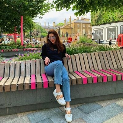 🇮🇳🇨🇦 🏏⚽️ 💉🏥👩⚕
............................................I follow back