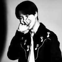 🇦🇱 𝗟̸̷࣭︥𝗨̶̸̷̷𝗫̸̷ׂ̲𝗨̶̸̷︭𝗥𝗬̸̷𒋻 (@vbenjimin) 's Twitter Profile
