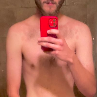 18+ only!! Canadian 🇨🇦| 27 | 6’6 and proportional 😏 straight! Dom/switch| Posting what I like! Follow for fun! DM me anytime!