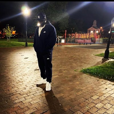 mackraheem8's profile picture. Laid back