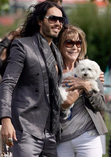 Mummyrusty's profile picture. 