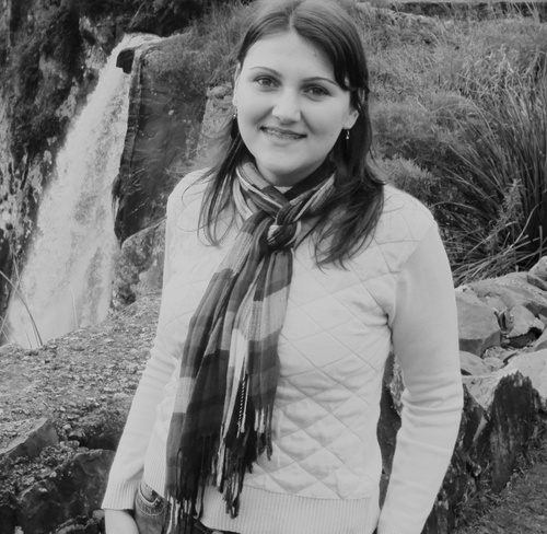 nandavoltolini's profile picture. 