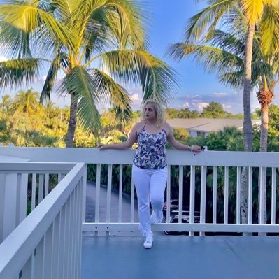 Saina8Ahmadpour's profile picture. 