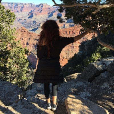 SineadMagee8's profile picture. 