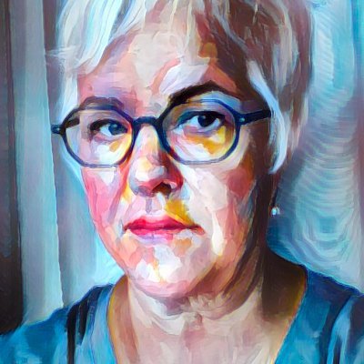 Artist, painter specializing in contemporary, colourful pet portraits.
@mandybingart, FB Mandy Bing Fine Art, mandybingfineart@gmail.com