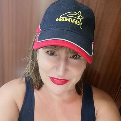 #MeVoyAirearUnRato 🇪🇺🇪🇸
Leal, honesta y fiel a mis principios. #Socialista #Feminista por convicción!
#NiUnPasoAtras
#AbolicionProstitución
❤️💪🍀🌹