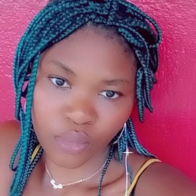 AngelaBibina's profile picture. Le respect