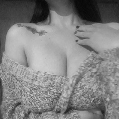 Dipaulis18's profile picture. Se miraron a los ojos y las dos almas se reconocieron en su viaje. Sonrieron como gesto de complicidad y siguieron ambos su camino