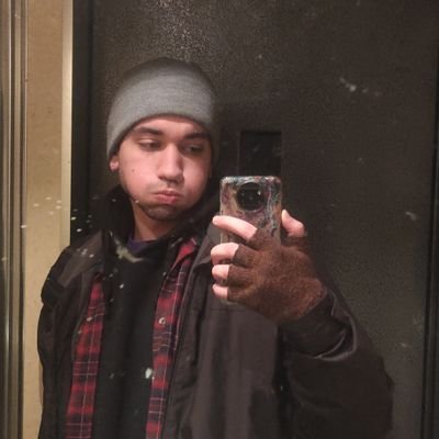 HimmetEfe8's profile picture. Saçma.