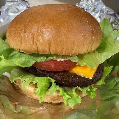 yjrealtimedev's profile picture. Hello, real world.