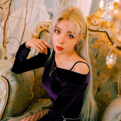 rollingquartzz's profile picture. ⌫Take a look ,Now it's time 𝗍𝗈 BLAZE 🎸


⌫first Persian and English fan account

        #Diadem ᶠᵒʳ @rolling_quartz