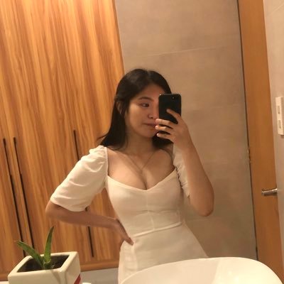 triciacuaresma's profile picture. 