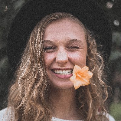 yadina49860590's profile picture. the day lover 
ski 
and music lover